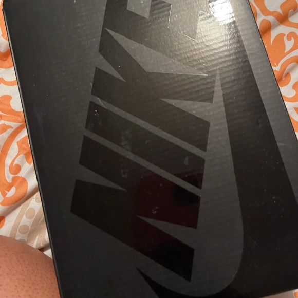 Foams - Picture 12 of 12